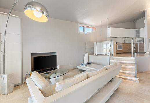 Prestigeträchtige Villa mit 105 m² auf zwei Ebenen, großzügigen multifunktionalen Räumen und eleganten Panoramaveranden mit Blick auf den Yachthafen Image 6