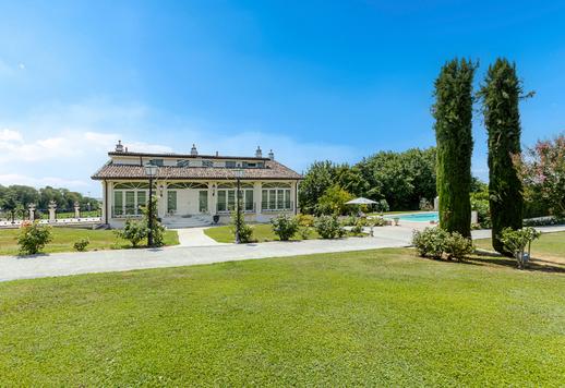 Exklusive Residenz mit 575 m² Bruttofläche auf zwei Hauptebenen, im Herzen der prestigeträchtigen Franciacorta, mit drei Schlafzimmern und fünf Bädern Image 6