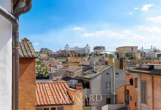 Quinto e sesto piano di un signorile palazzo storico di rara eleganza tra Piazza di Spagna e Piazza del Popolo Image 8