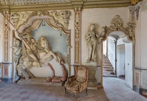 Historische Residenz aus dem 18. Jahrhundert mit 843 m² auf vier Ebenen und monumentalen Freskensälen Image 6
