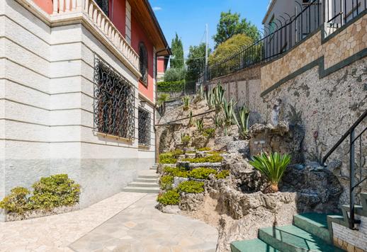Residencia histórica de 320 m² distribuida en tres niveles con 300 m² de terrazas y vistas abiertas al golfo Image 8