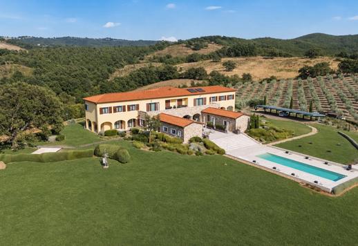 785 m²-es, háromszintes rezidencia uralkodó fekvésben a toszkán Maremma dombjai között Image 2