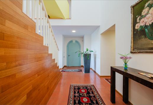 Designerska willa o powierzchni 400 m² na czterech poziomach z loggią obwodową i prywatnym ogrodem o powierzchni 825 m² Image 9