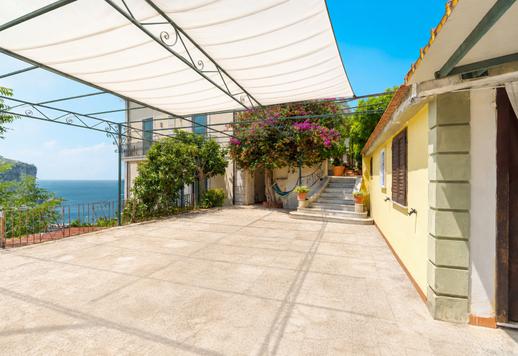 Majestic 1068 sqm property over four levels in Vico Equense, five minutes from the sea Image 6