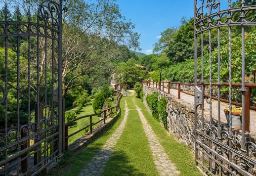 Moulin historique du XVIIe siècle transformé en maison de campagne de 400 m² sur trois niveaux au pied du Pratomagno Image 6