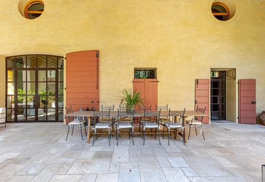 Residenz mit 850 m² auf drei Ebenen, entstanden aus der Wiederherstellung der ehemaligen adeligen Stallungen des Anwesens Image 8