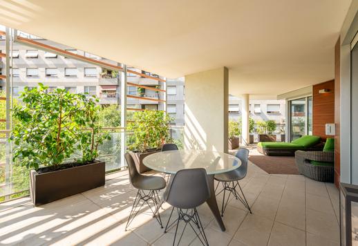 Prestigioso apartamento de 169 m² en un único nivel, con dos dormitorios y dos baños, situado en el elegante distrito de Parco Sempione en Milán. Image 9
