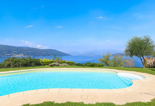 Exclusive 478 sqm historic octagonal residence set on the panoramic cliff of Ispra Image 7