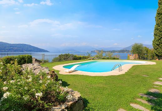Exclusive 478 sqm historic octagonal residence set on the panoramic cliff of Ispra Image 9
