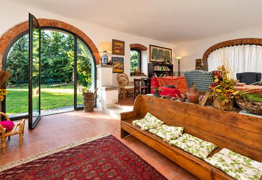 Elegante residenza di 200 mq su due livelli, caratterizzata da un’architettura rurale toscana nelle colline di Greve in Chianti Image 8