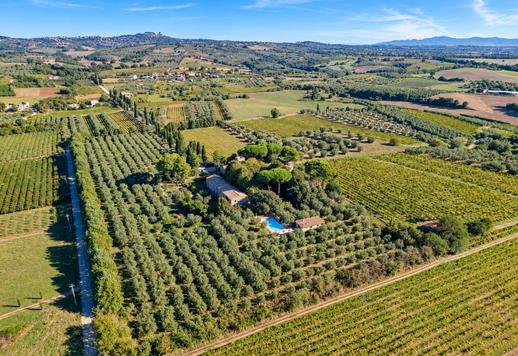 Išskirtinė 4300 m² istorinė valda netoli Bolsena ežero pakrančių Image 2
