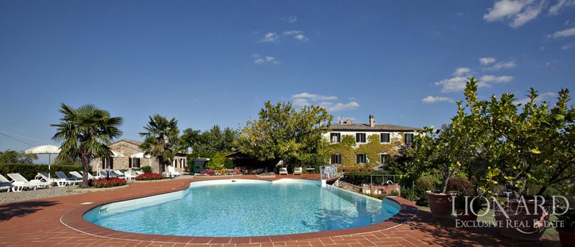 锡耶纳周边的托斯卡纳待售庄园 Image 3