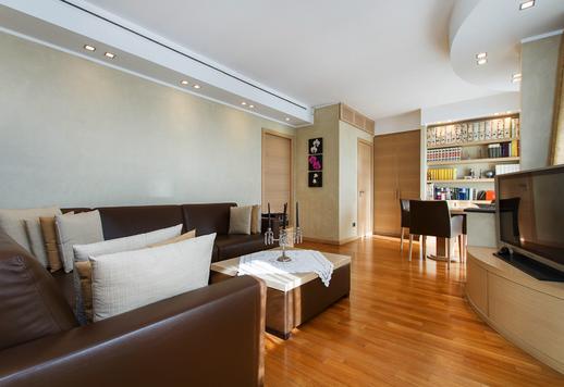 Fine estate with panoramic pool in Milan Image 9