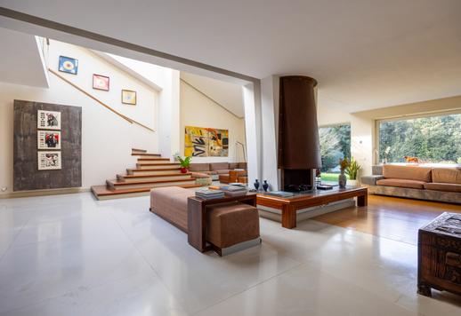 Ekskluzywna rezydencja o powierzchni 800 m² na 0,5 ha z apartamentami gościnnymi i siłownią w sercu stolicy Image 7