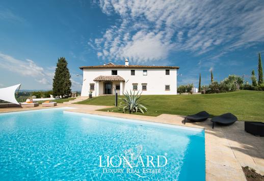 Luksustaloja Toskanassa Image 1